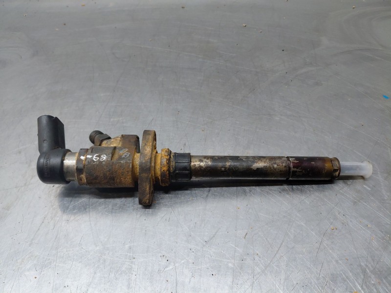 Recambio de inyector para peugeot expert kasten active referencia OEM IAM   