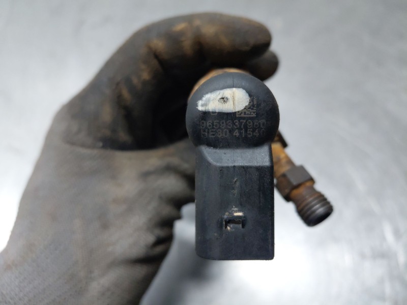 Recambio de inyector para peugeot expert kasten active referencia OEM IAM   