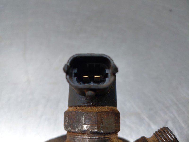 Recambio de inyector para fiat bravo ii (198_) 1.6 d multijet (198axh1b) referencia OEM IAM   