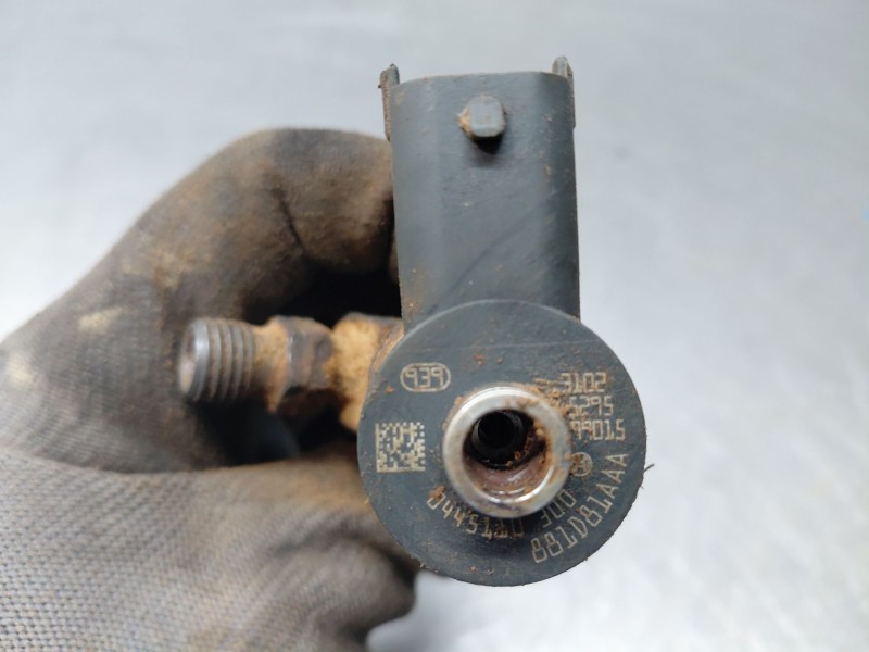 Recambio de inyector para fiat bravo ii (198_) 1.6 d multijet (198axh1b) referencia OEM IAM   