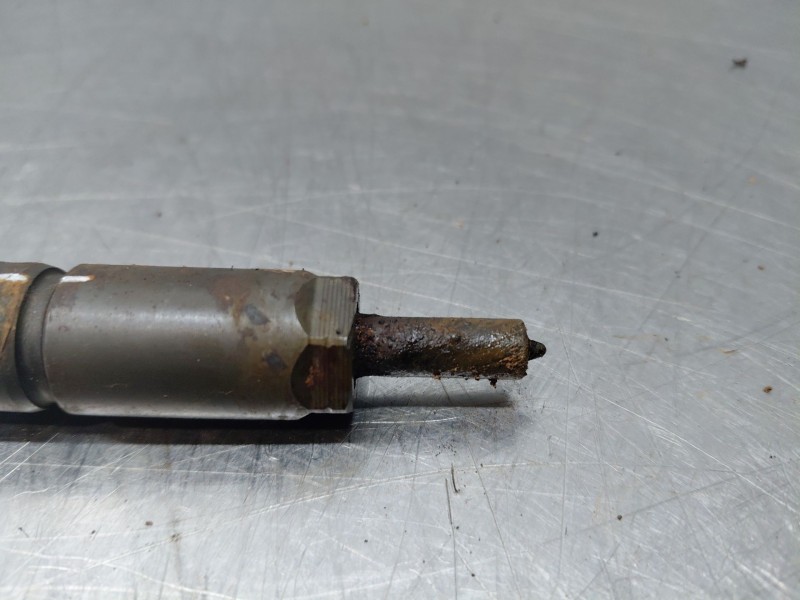 Recambio de inyector para fiat bravo ii (198_) 1.6 d multijet (198axh1b) referencia OEM IAM   