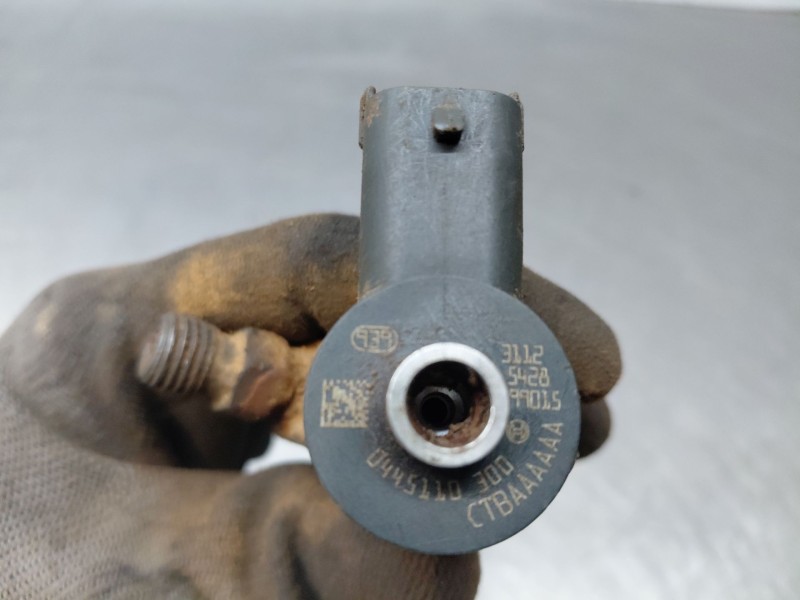 Recambio de inyector para fiat bravo ii (198_) 1.6 d multijet (198axh1b) referencia OEM IAM   