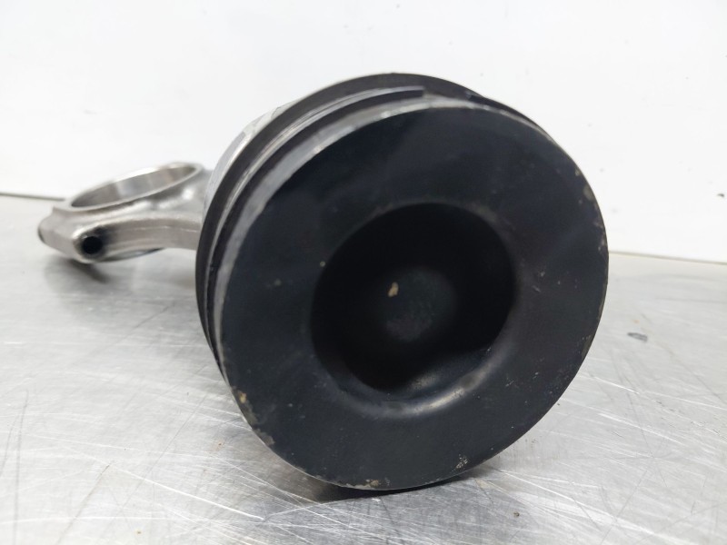 Recambio de biela para peugeot 3008 gt line referencia OEM IAM 1629031680  