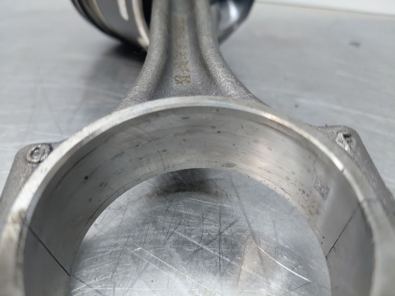 Recambio de biela para peugeot 3008 gt line referencia OEM IAM 1629031680  