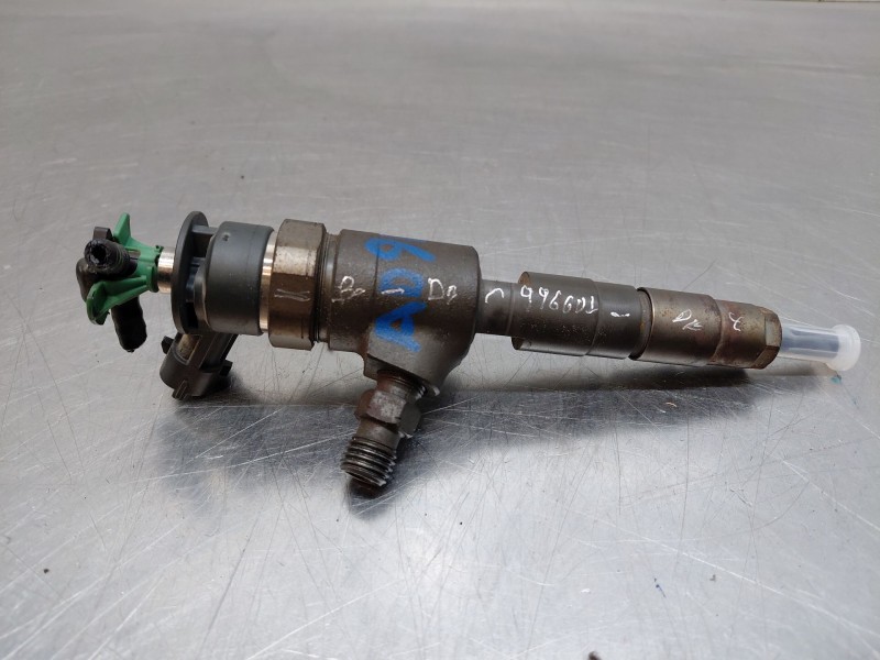 Recambio de inyector para peugeot partner kasten active referencia OEM IAM   