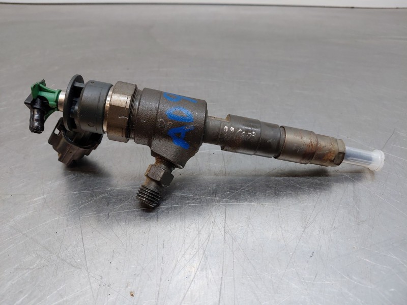 Recambio de inyector para peugeot partner kasten active referencia OEM IAM   