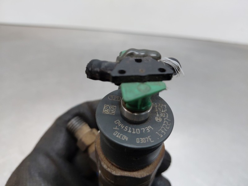 Recambio de inyector para peugeot partner kasten active referencia OEM IAM   