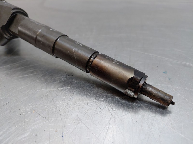 Recambio de inyector para fiat doblo ii cargo (263) multijet referencia OEM IAM 0445110524  