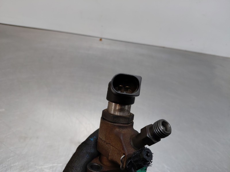 Recambio de inyector para ford mondeo ber. (ca2) trend referencia OEM IAM 9657144580  