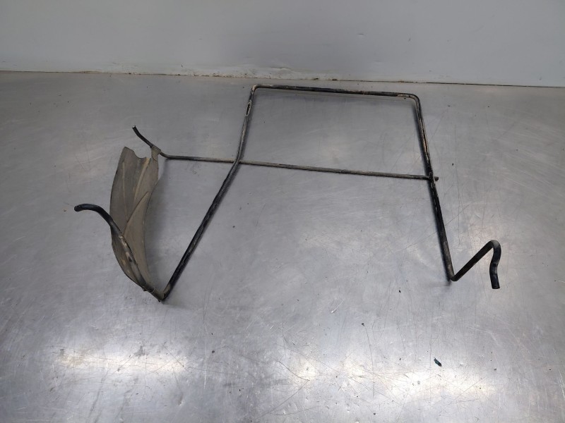 Recambio de soporte rueda repuesto para peugeot expert kasten active referencia OEM IAM   