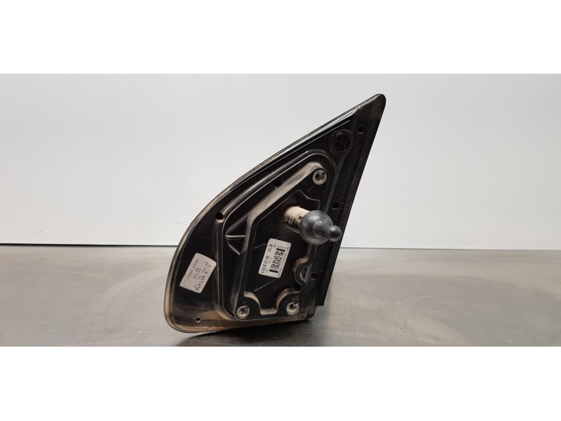 Recambio de retrovisor derecho para hyundai i20 classic referencia OEM IAM 876204P000  