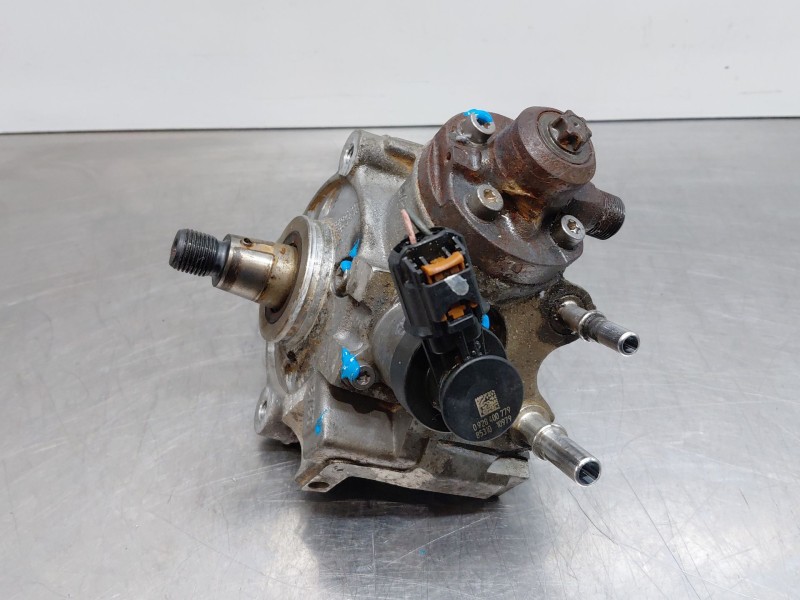 Recambio de bomba inyeccion para peugeot partner kasten active referencia OEM IAM   