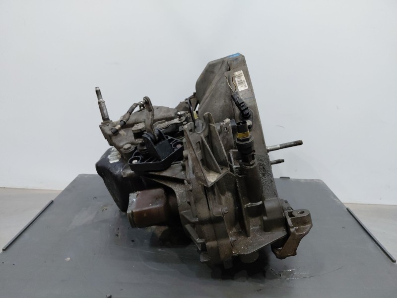 Recambio de caja cambios para renault clio ii (bb_, cb_) 1.5 dci (b/cb3m) referencia OEM IAM   