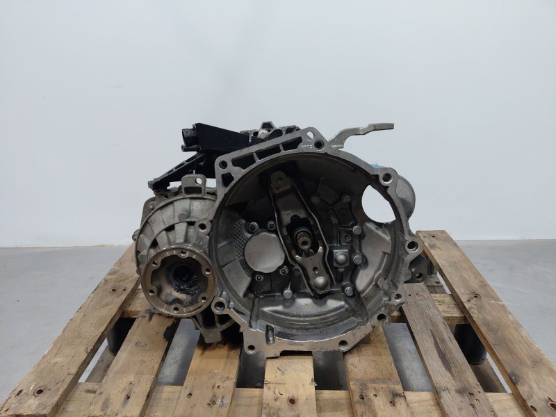 Recambio de caja cambios para volkswagen golf vii sportsvan business referencia OEM IAM   