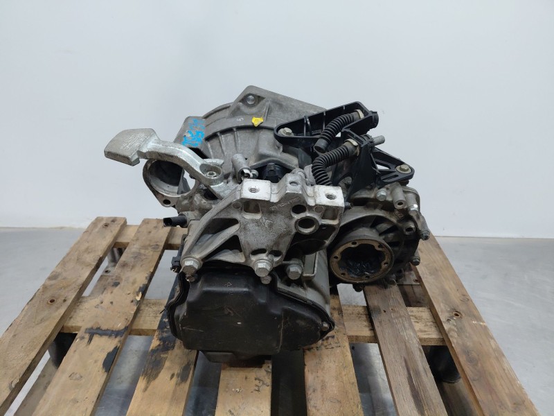 Recambio de caja cambios para volkswagen golf vii sportsvan business referencia OEM IAM   