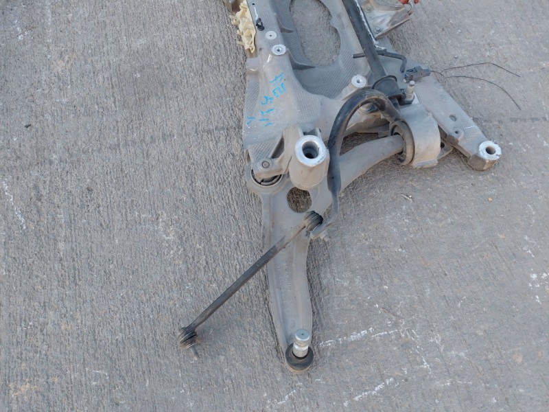 Recambio de puente delantero para land rover range rover evoque (l551) 2.0 d150 referencia OEM IAM LR157865  