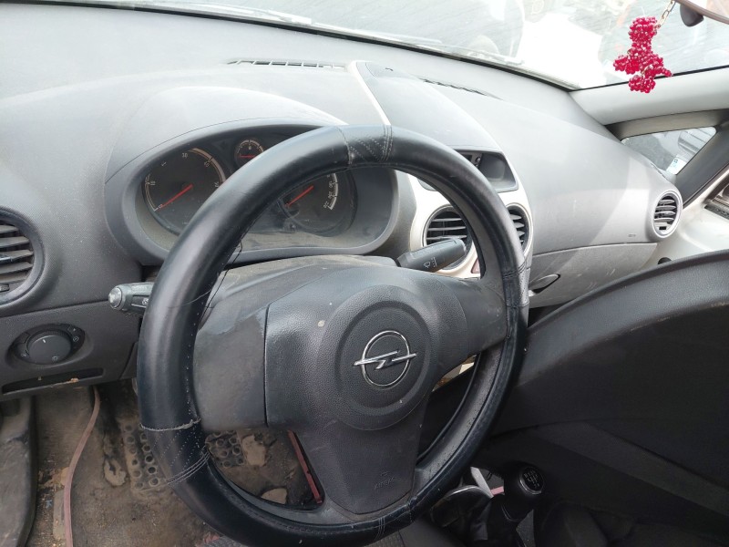 opel corsa d (s07) del año 2008