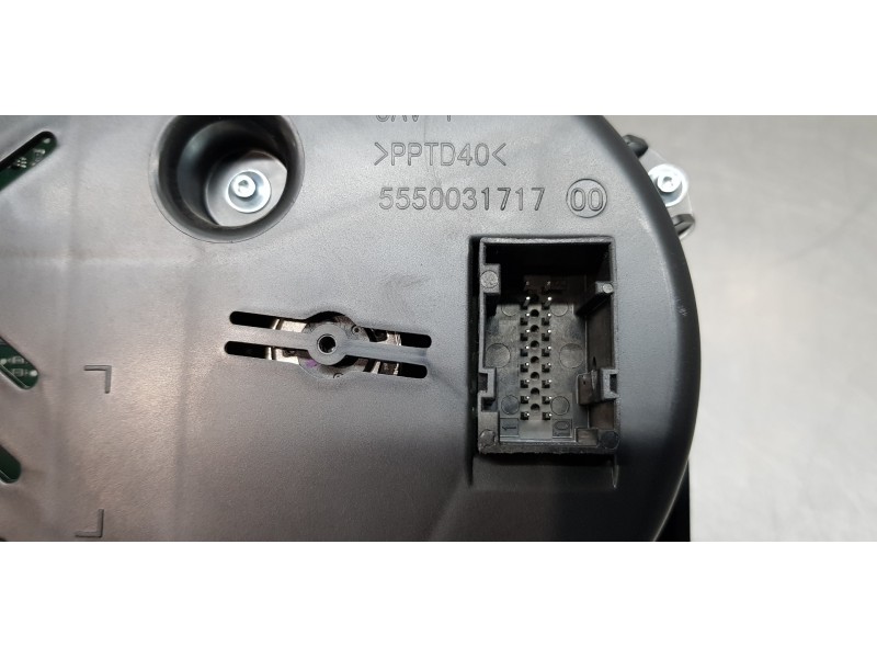 Recambio de cuadro instrumentos para jeep renegade limited 4x2 referencia OEM IAM 735759403  