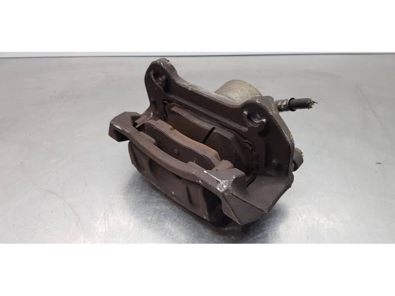 Recambio de pinza freno delantera derecha para hyundai tucson ix35 referencia OEM IAM 58130D7500  