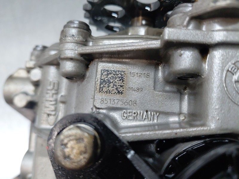 Recambio de bomba aceite para bmw serie x1 (f48) sdrive18d referencia OEM IAM   