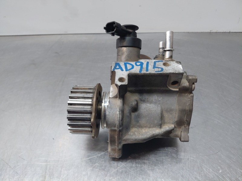 Recambio de bomba inyeccion para peugeot partner kasten active referencia OEM IAM   