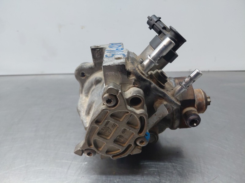 Recambio de bomba inyeccion para peugeot partner kasten active referencia OEM IAM   