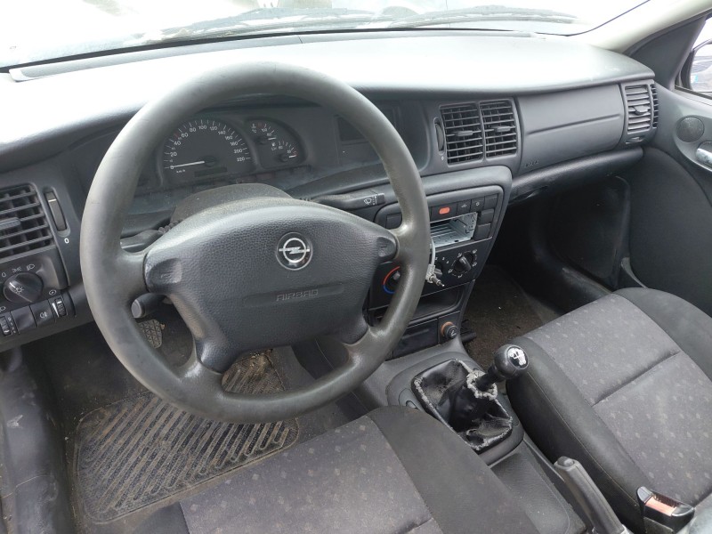 opel vectra b (j96) del año 2002