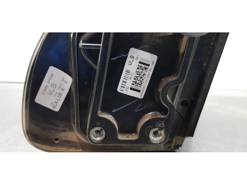 Recambio de retrovisor derecho para hyundai i20 classic referencia OEM IAM 876204P000  