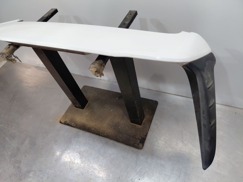 Recambio de aleron trasero para hyundai kona hybrid referencia OEM IAM   