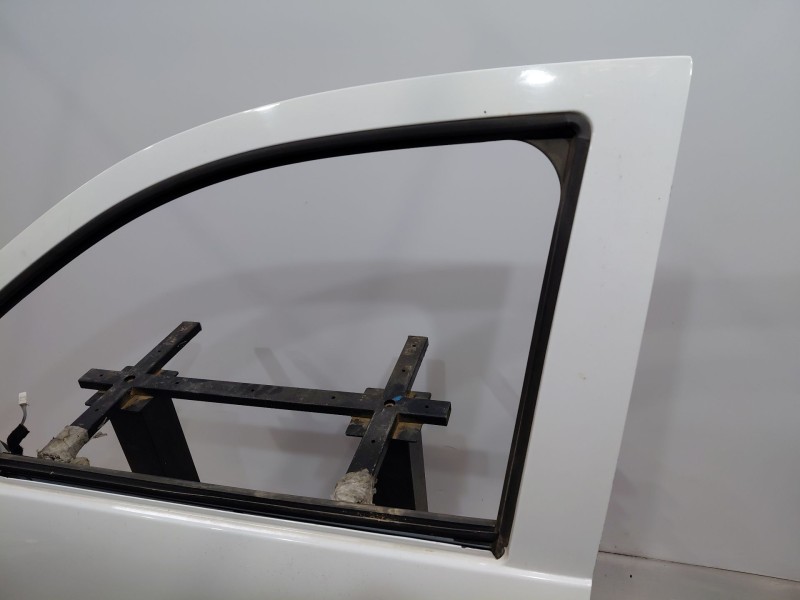 Recambio de puerta delantera izquierda para dacia dokker express ambiance referencia OEM IAM   