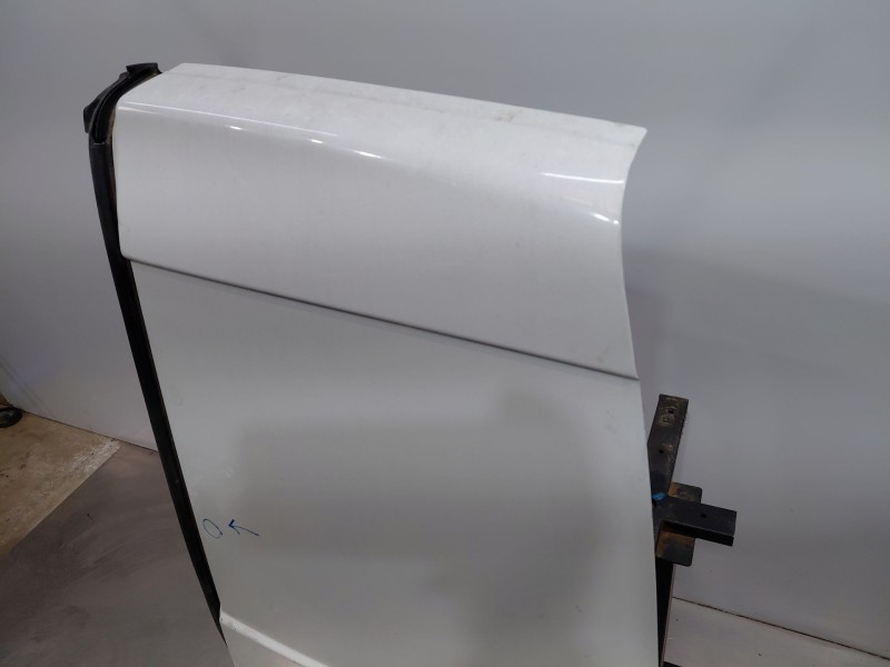 Recambio de puerta trasera derecha para dacia dokker express ambiance referencia OEM IAM   