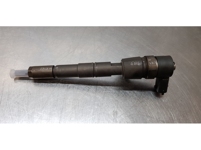 Recambio de inyector para opel zafira tourer excellence referencia OEM IAM 0445110327  