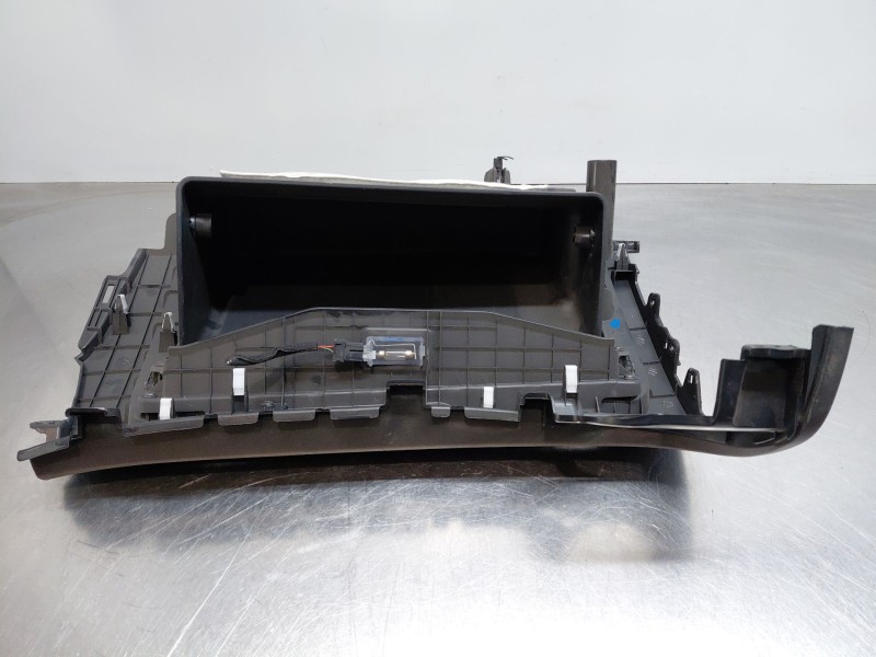 Recambio de guantera para hyundai kona hybrid referencia OEM IAM   
