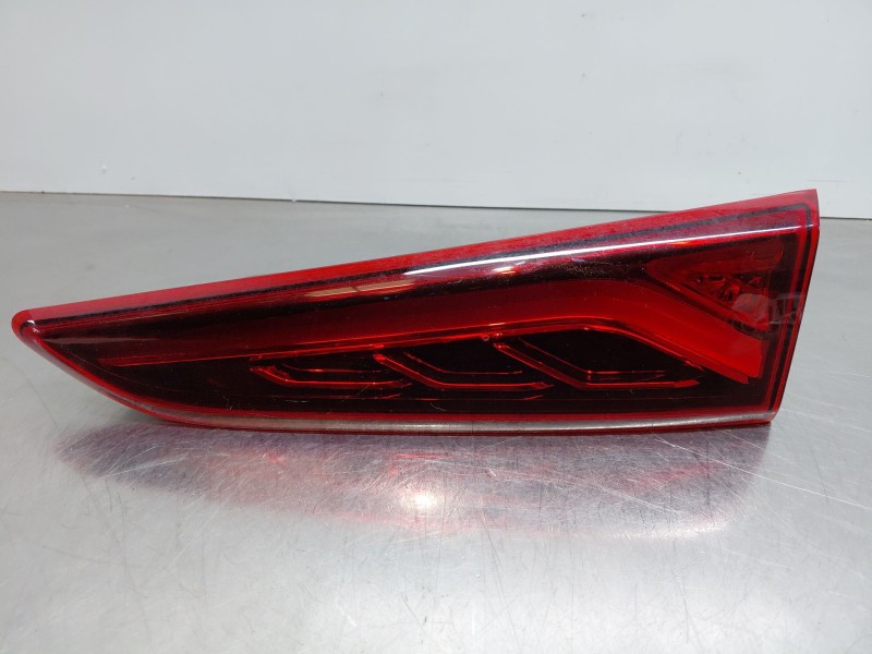 Recambio de piloto trasero derecho interior para hyundai kona hybrid referencia OEM IAM   