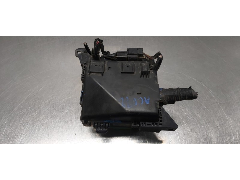 Recambio de caja reles / fusibles para mitsubishi outlander (cu0w) 2.0 4wd referencia OEM IAM    Recambio de caja reles / fusibles para mitsubishi outlander (cu0w) 2.0 4wd referencia OEM IAM