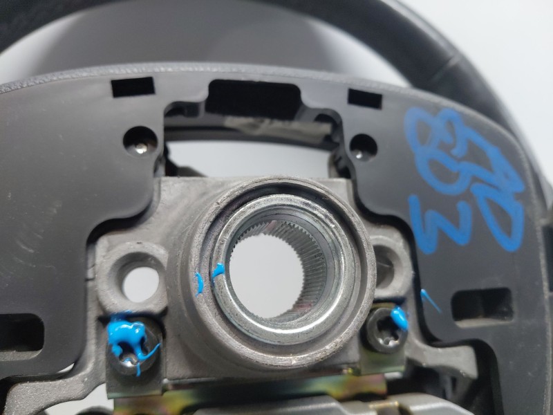 Recambio de volante para hyundai kona hybrid referencia OEM IAM   