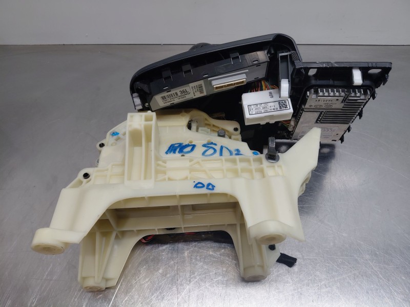 Recambio de palanca cambio para hyundai kona hybrid referencia OEM IAM   