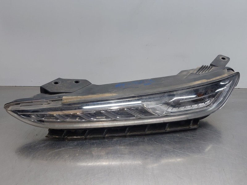 Recambio de piloto delantero izquierdo para hyundai kona hybrid referencia OEM IAM   