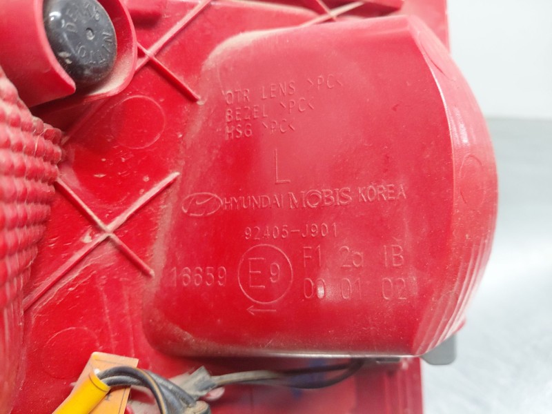 Recambio de piloto trasero izquierdo paragolpes para hyundai kona hybrid referencia OEM IAM   