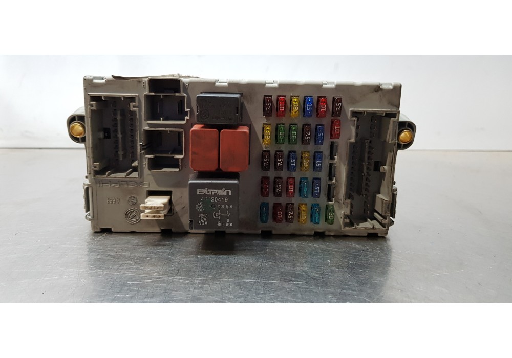 Recambio de caja reles / fusibles para fiat punto berlina (188) 1.2 16v sporting referencia OEM IAM 46774358   Recambio de caja reles / fusibles para fiat punto berlina (188) 1.2 16v sporting referencia OEM IAM 46774358