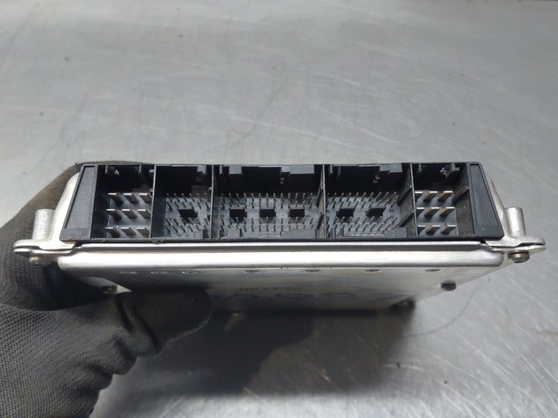 Recambio de centralita motor uce para land rover freelander es referencia OEM IAM   