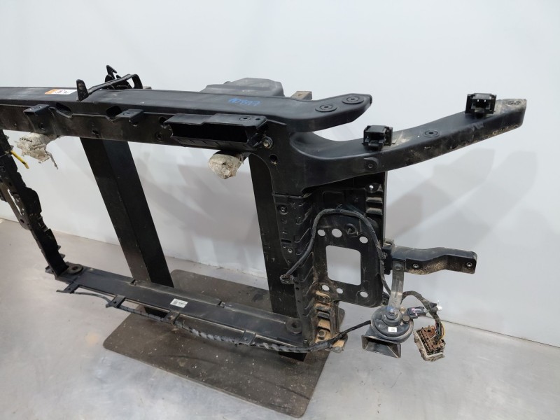 Recambio de panel frontal para hyundai kona hybrid referencia OEM IAM   