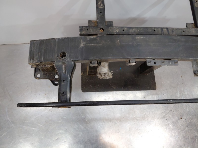 Recambio de refuerzo paragolpes delantero para hyundai kona hybrid referencia OEM IAM   