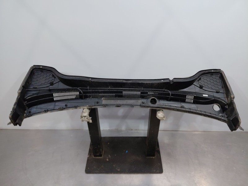 Recambio de torpedo para hyundai kona hybrid referencia OEM IAM   