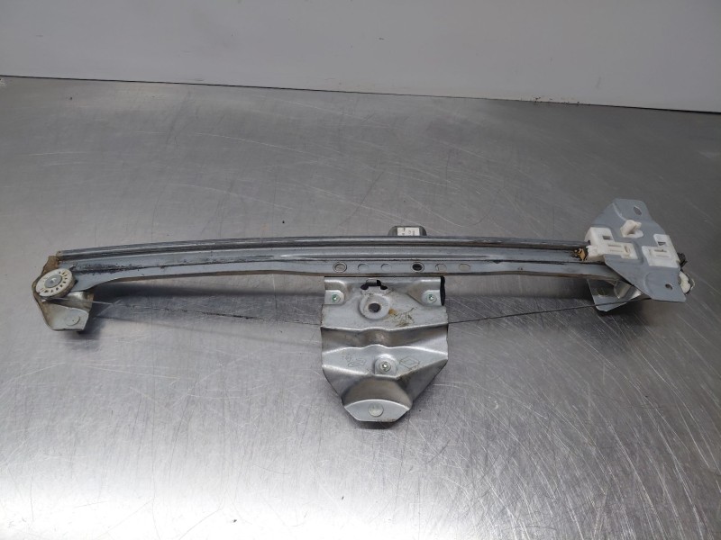 Recambio de elevalunas delantero derecho para dacia dokker express ambiance referencia OEM IAM   