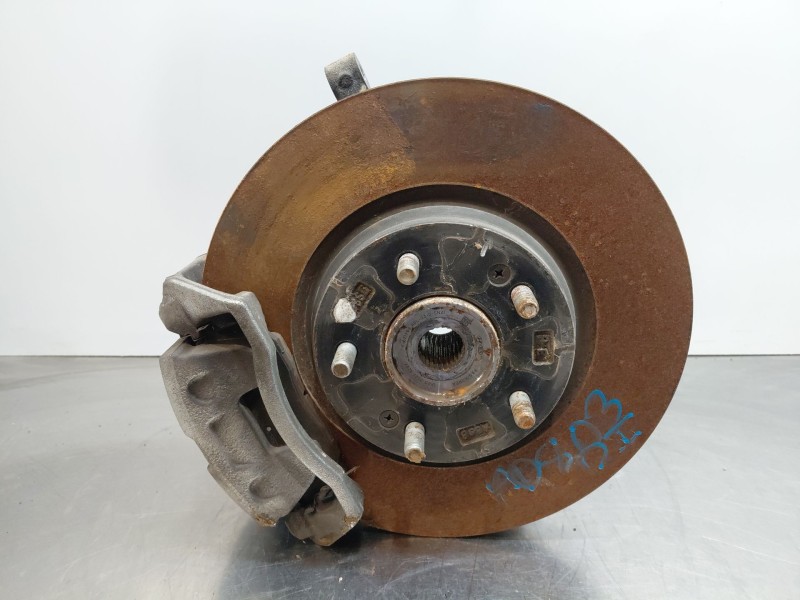 Recambio de mangueta delantera izquierda para hyundai kona hybrid referencia OEM IAM 51715J9000  