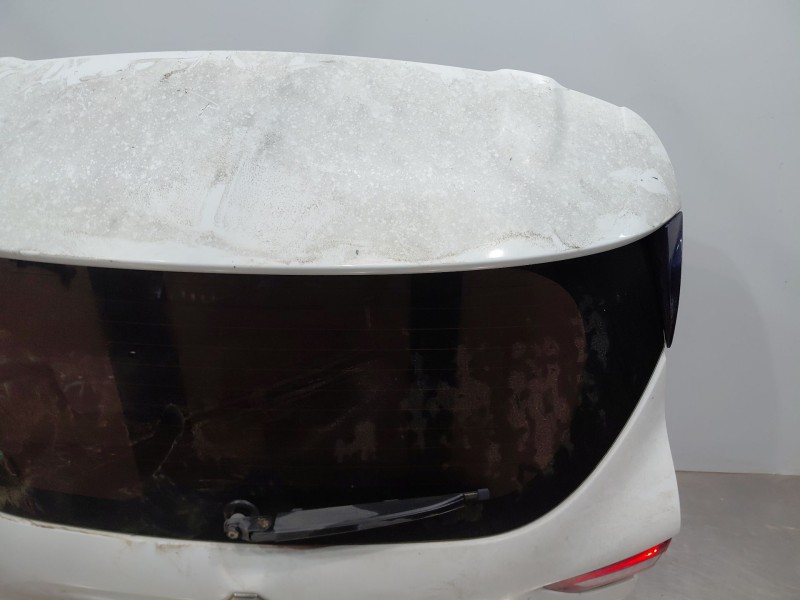 Recambio de porton trasero para renault clio iv life referencia OEM IAM   