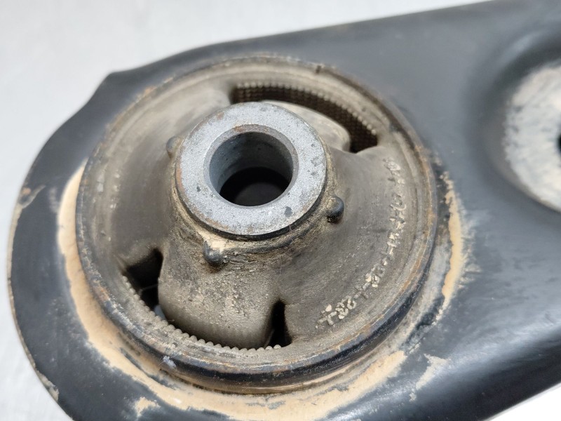 Recambio de brazo suspension inferior delantero izquierdo para hyundai kona hybrid referencia OEM IAM   