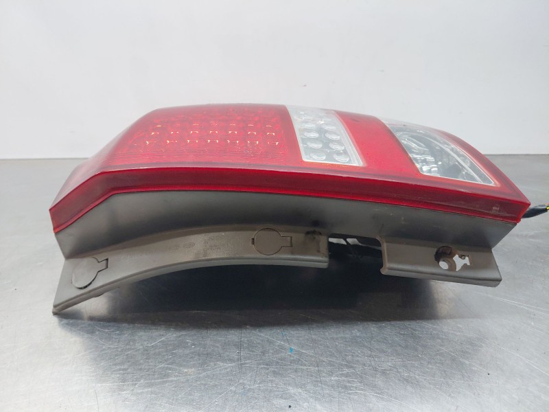 Recambio de piloto trasero derecho para kia cee´d sporty wagon active referencia OEM IAM 924021H350 924041H350 