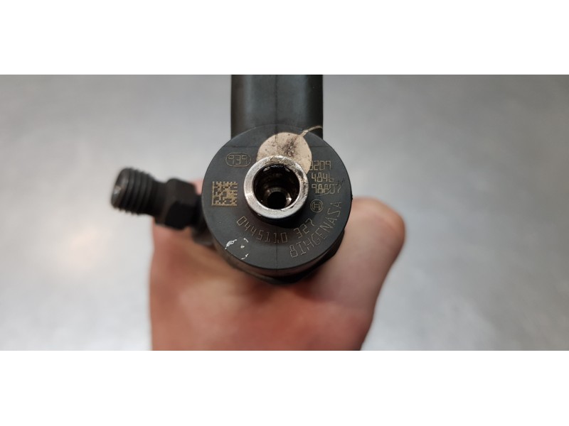 Recambio de inyector para opel zafira tourer excellence referencia OEM IAM 0445110327  